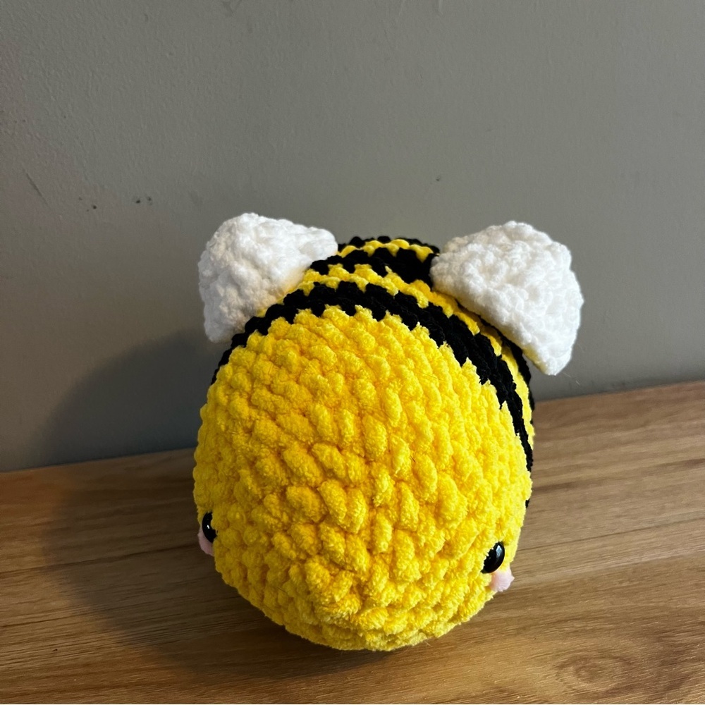 Bumble Bee Crochet Mini Black Yellow Soft Yarn Collectible Gifts Decor Baby